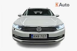 valkoinen Volkswagen Passat 2016 kuva 4.