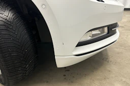valkoinen Volkswagen Passat 2016 kuva 28.
