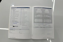 valkoinen Volkswagen Passat 2016 kuva 34.