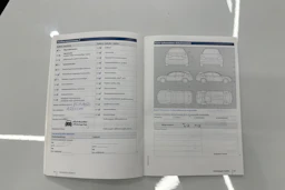 valkoinen Volkswagen Passat 2016 kuva 36.