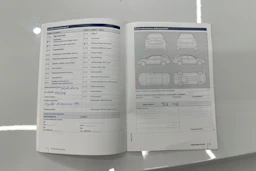 valkoinen Volkswagen Passat 2016 kuva 40.