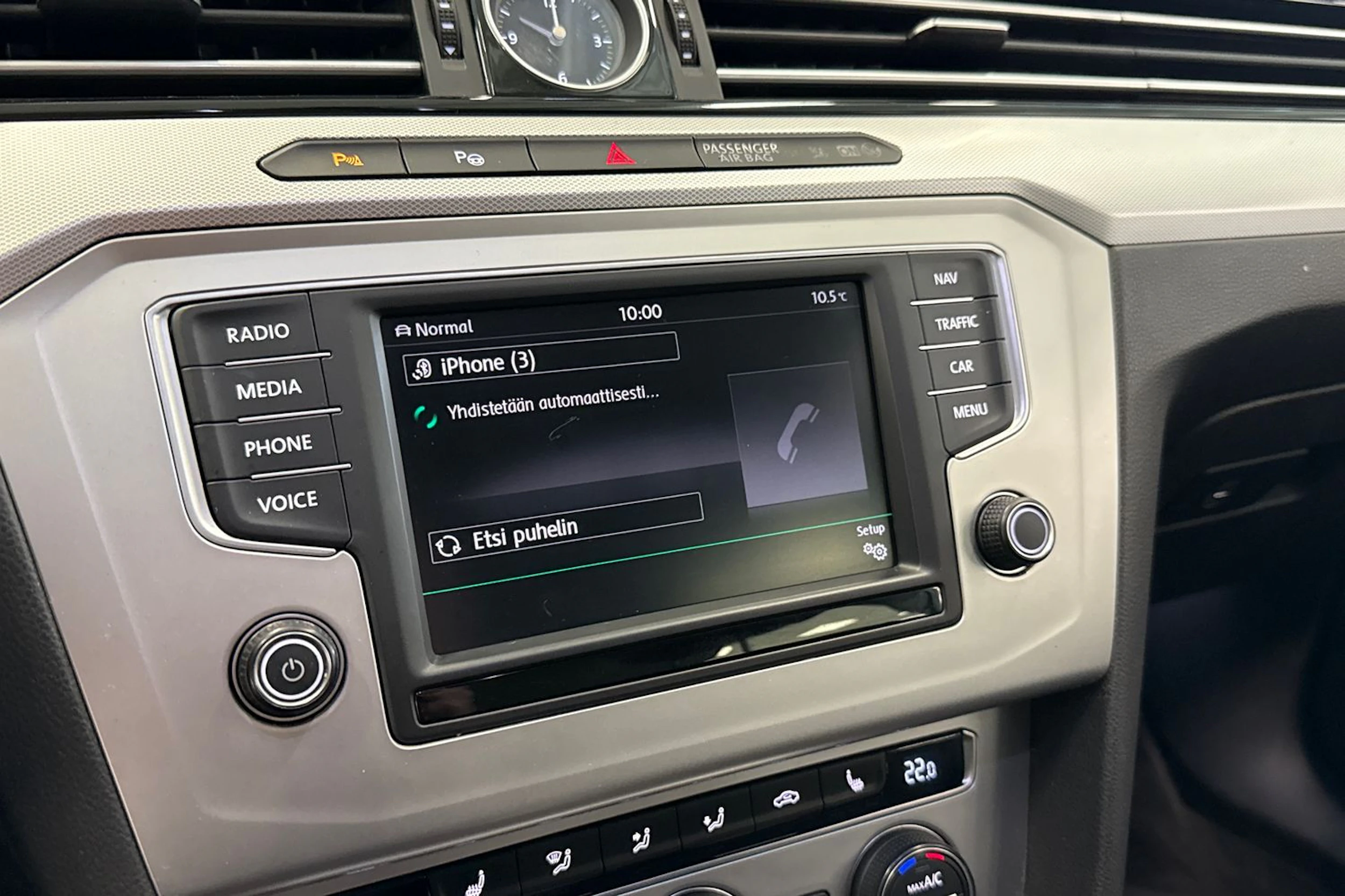 valkoinen Volkswagen Passat 2016 kuva 23.