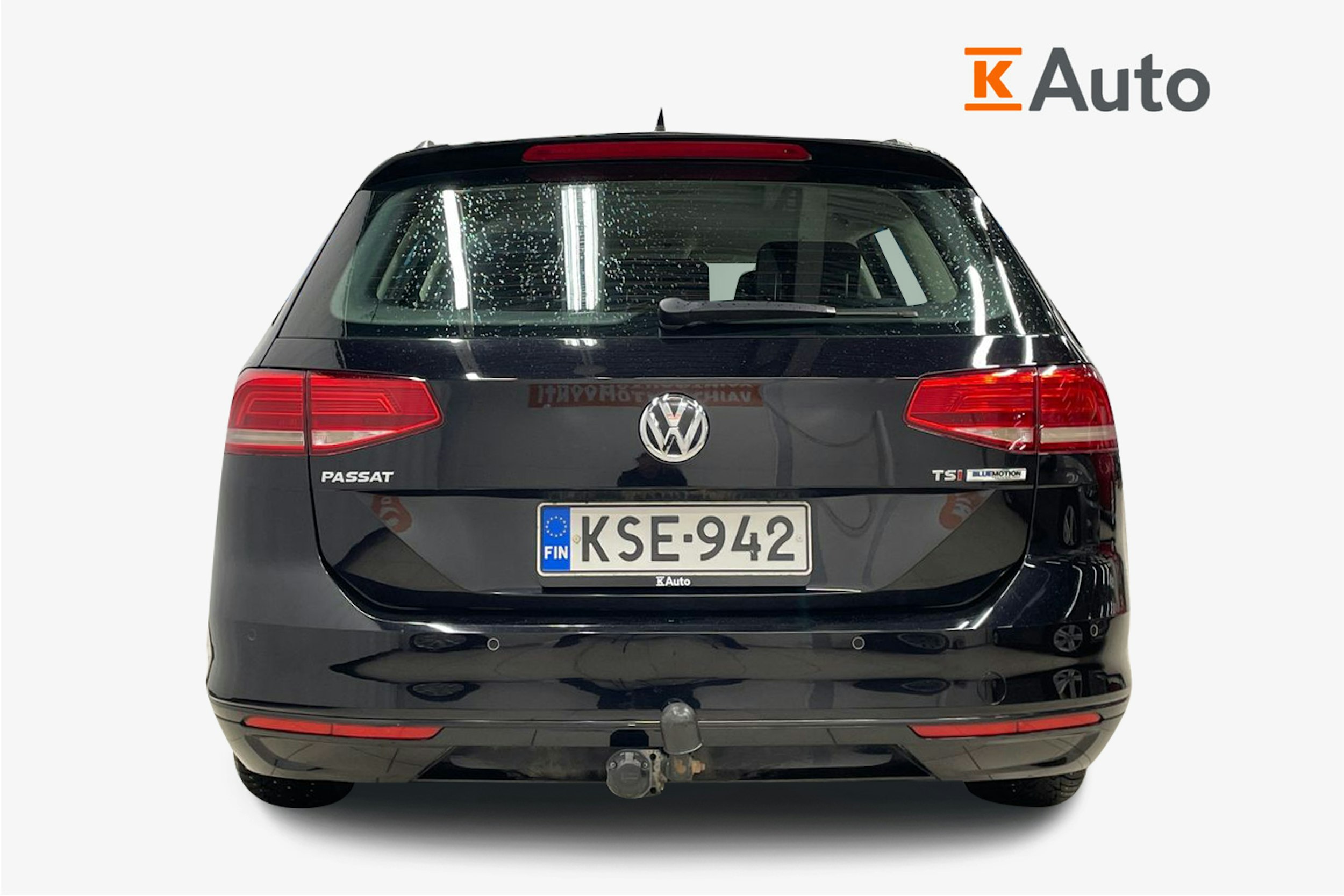 musta Volkswagen Passat 2016 kuva 3.