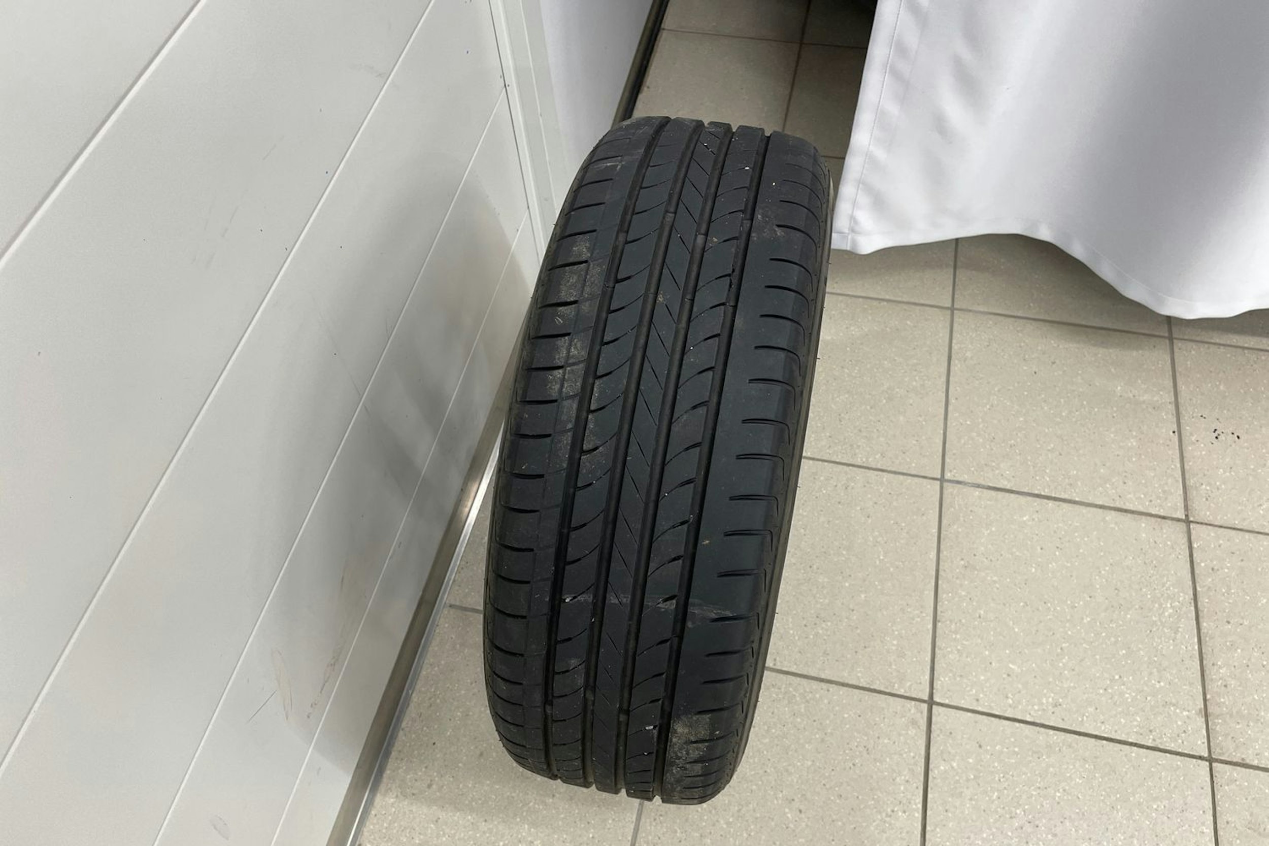 musta Volkswagen Passat 2016 kuva 23.