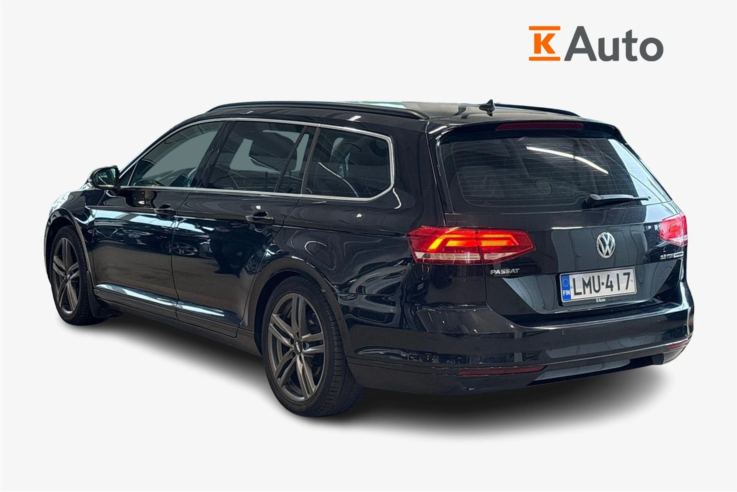 musta Volkswagen Passat 2016 kuva 3.