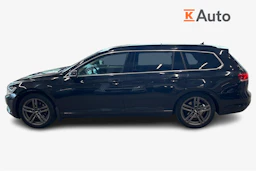 musta Volkswagen Passat 2016 kuva 7.