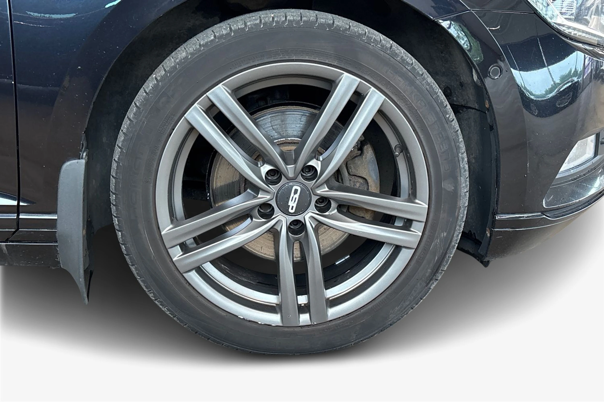 musta Volkswagen Passat 2016 kuva 12.