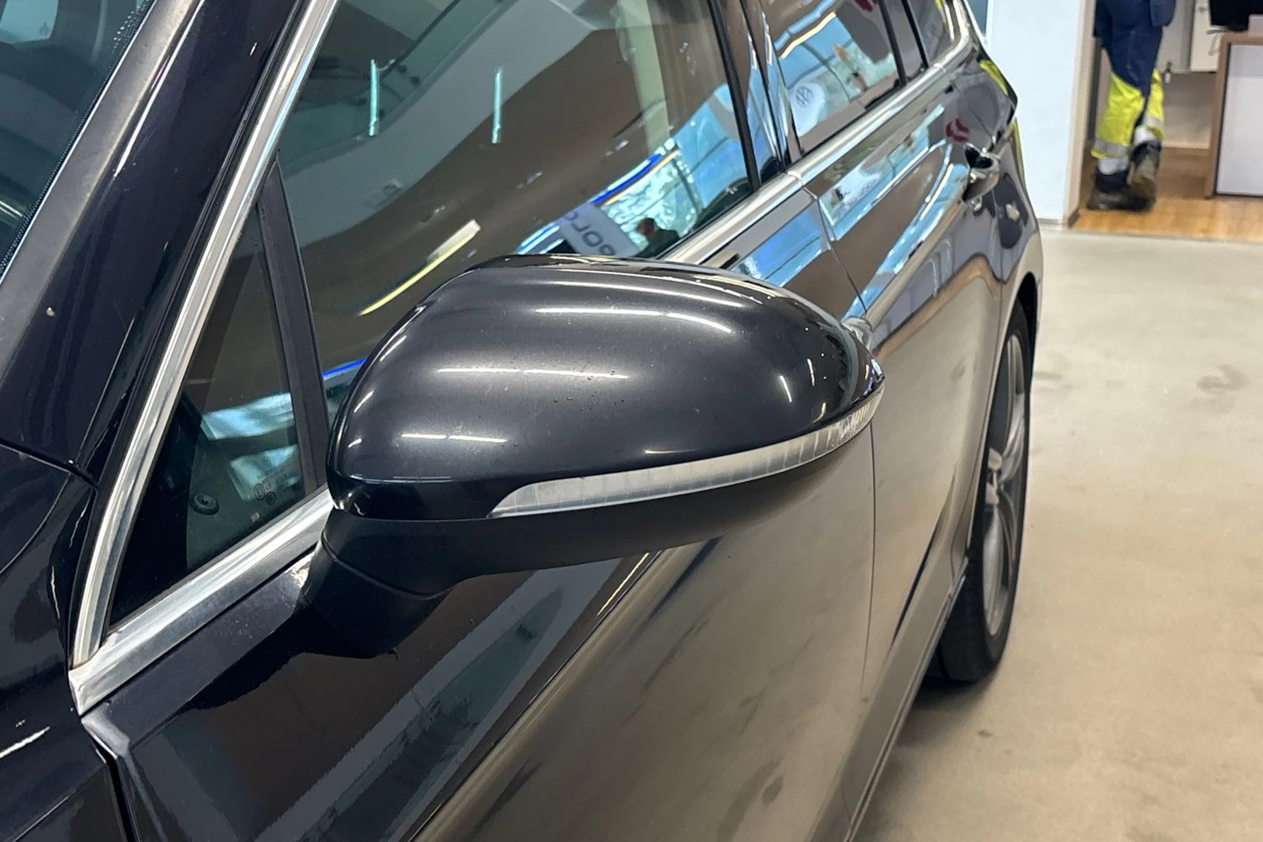 musta Volkswagen Passat 2016 kuva 20.