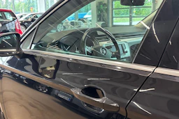 musta Volkswagen Passat 2016 kuva 22.
