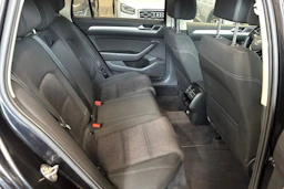 musta Volkswagen Passat 2016 kuva 25.
