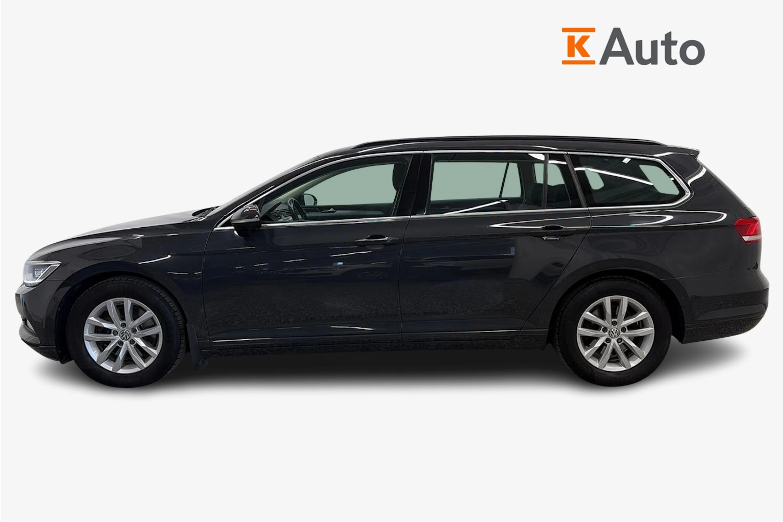 harmaa Volkswagen Passat 2016 kuva 7.