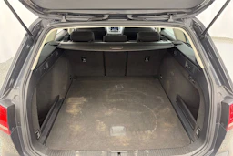 harmaa Volkswagen Passat 2016 kuva 15.