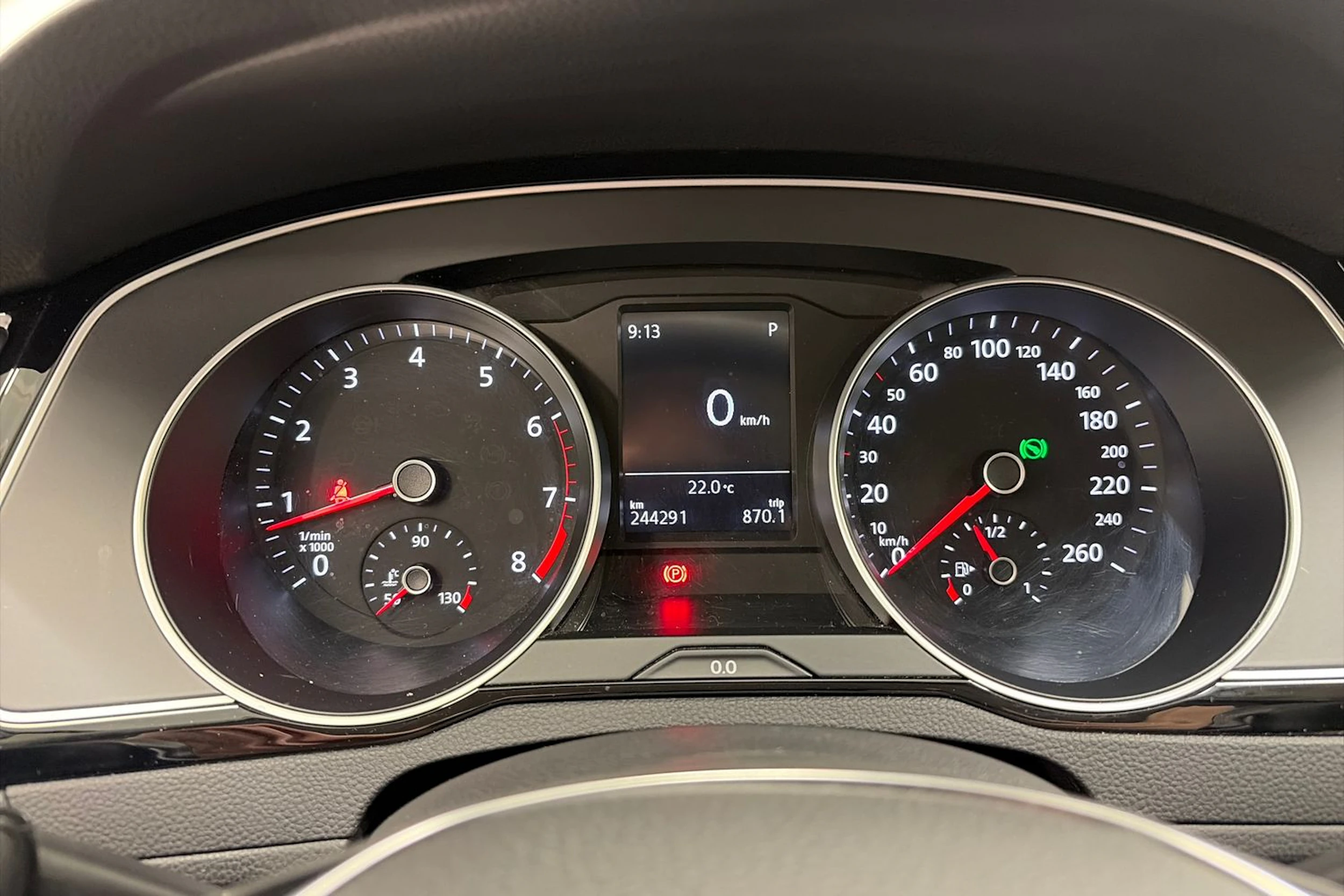 harmaa Volkswagen Passat 2016 kuva 19.
