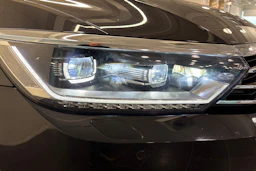 met. musta Volkswagen Passat 2016 kuva 16.