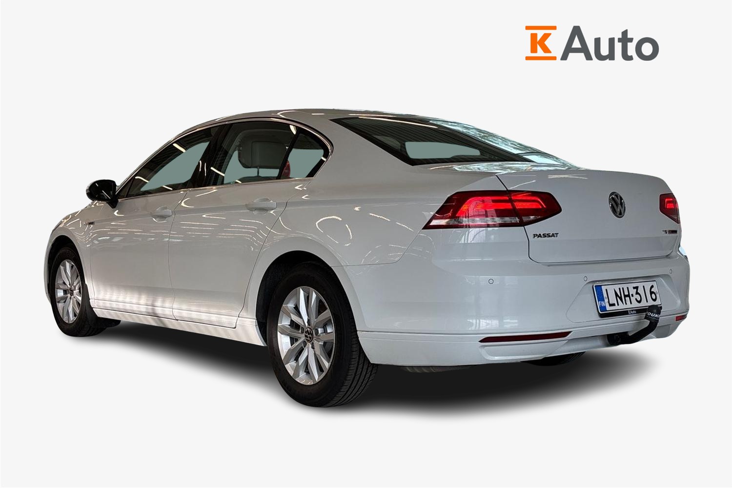Volkswagen Passat 2016, kuva 2/18