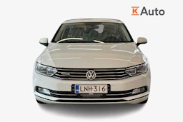 valkoinen Volkswagen Passat 2016 kuva 4.