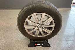 valkoinen Volkswagen Passat 2016 kuva 22.