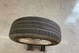 valkoinen Volkswagen Passat 2016 kuva 23.