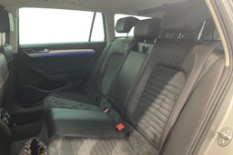 hopea Volkswagen Passat 2016 kuva 8.