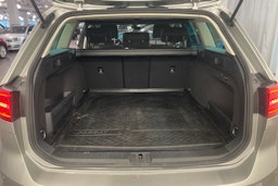 hopea Volkswagen Passat 2016 kuva 13.