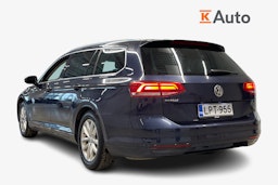 sininen Volkswagen Passat 2016 kuva 2.