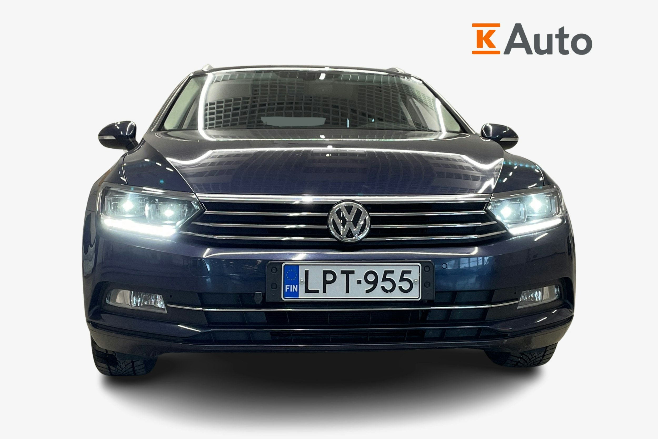 sininen Volkswagen Passat 2016 kuva 4.