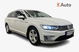 Valkoinen Volkswagen PASSAT 2016 kuva 1.