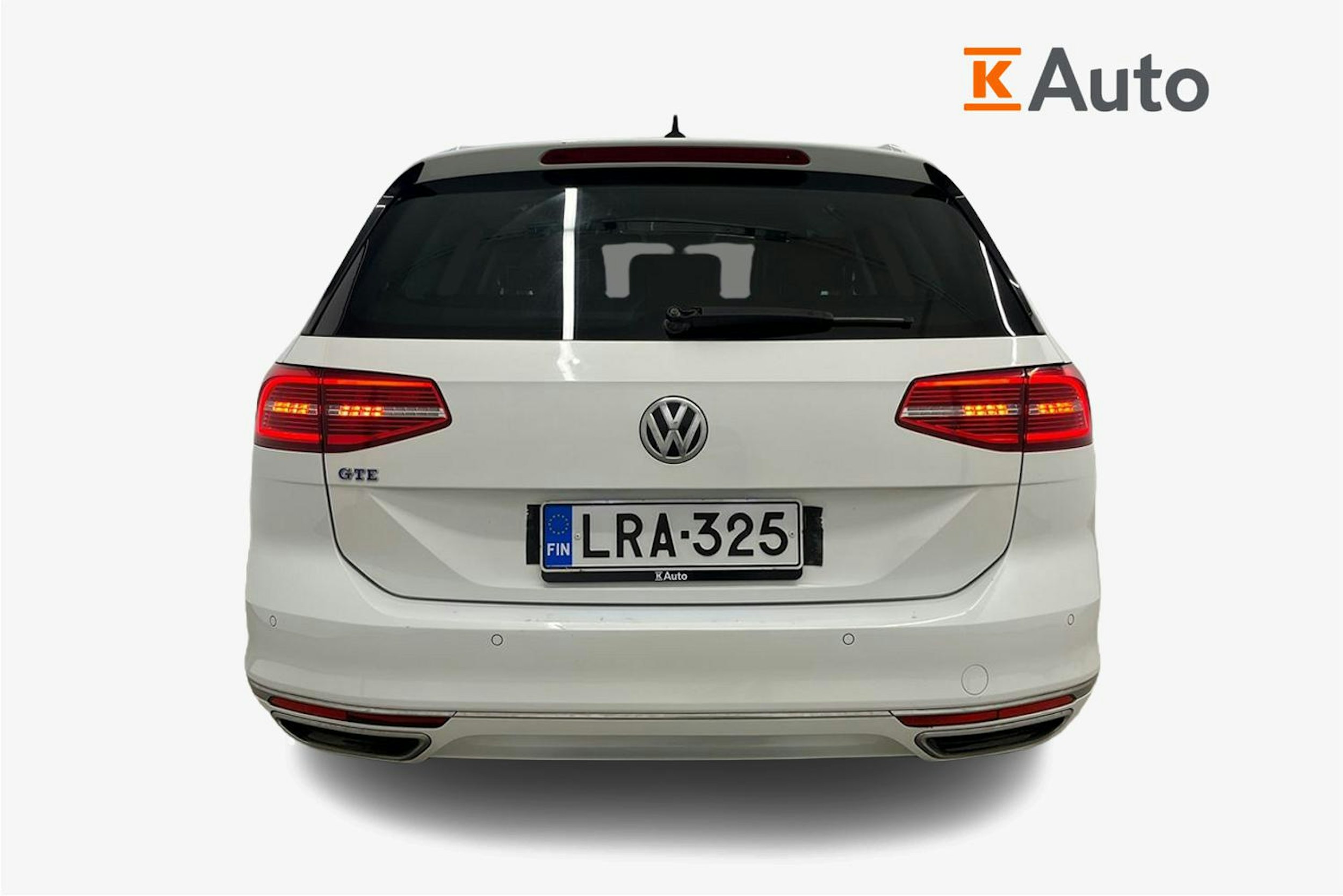 Valkoinen Volkswagen PASSAT 2016 kuva 3.