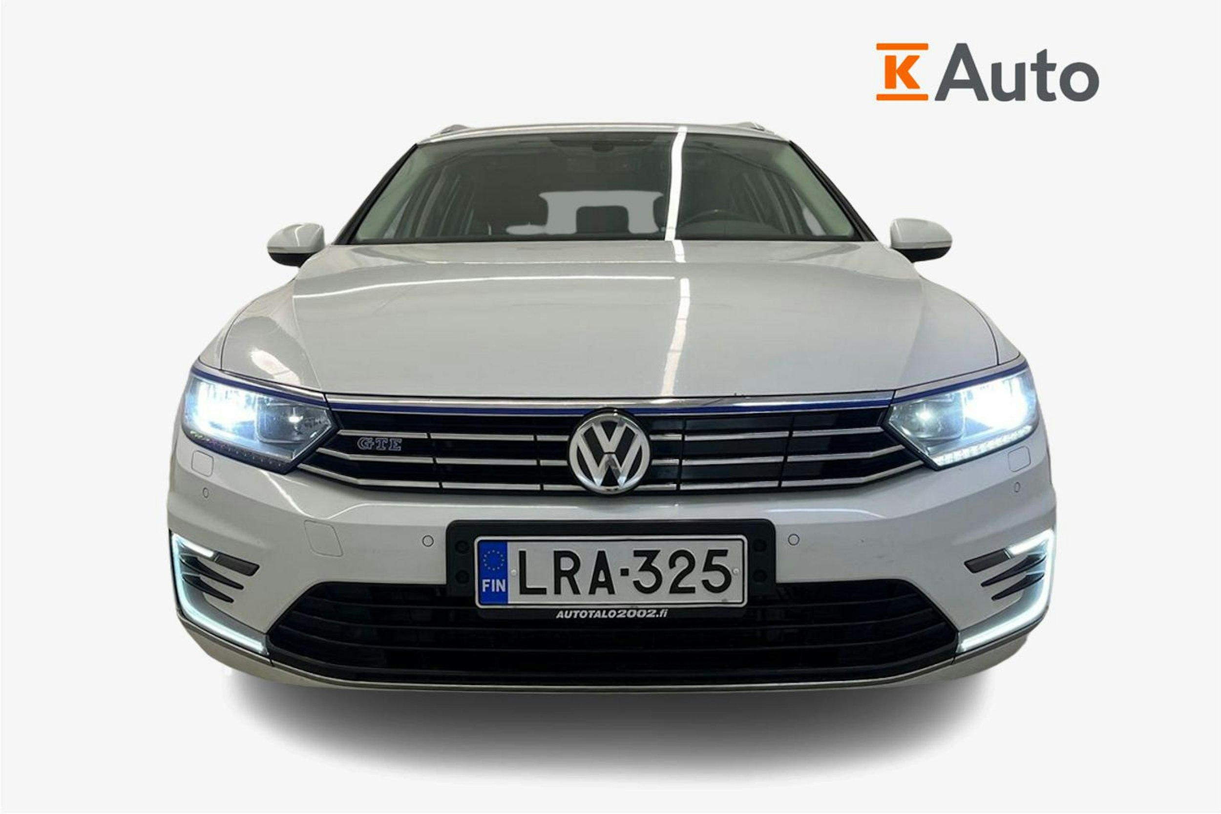 Valkoinen Volkswagen PASSAT 2016 kuva 5.