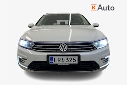 Valkoinen Volkswagen PASSAT 2016 kuva 5.