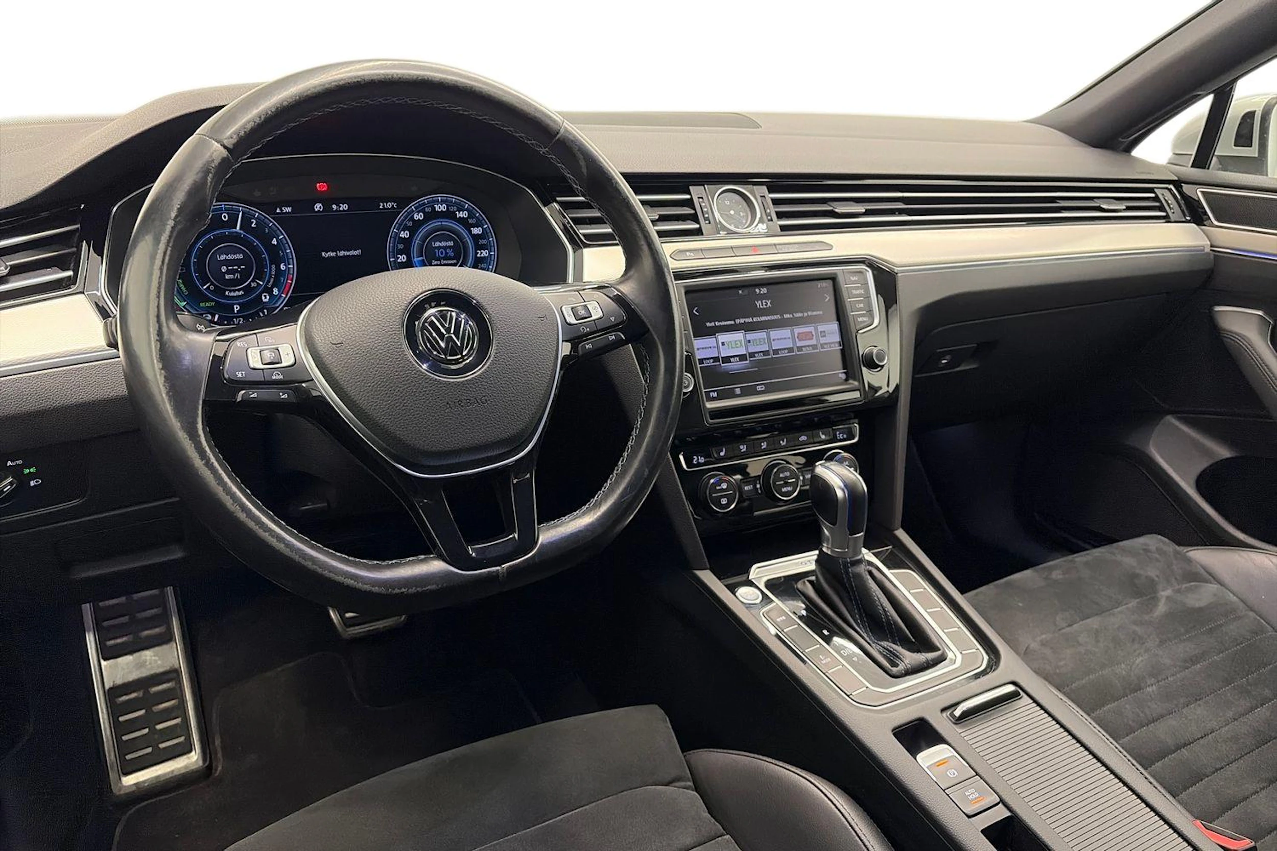 Volkswagen PASSAT 2016 kuva 8.