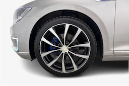 Volkswagen PASSAT 2016 kuva 12.