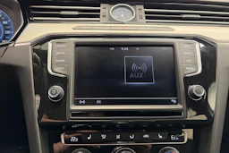 Volkswagen PASSAT 2016 kuva 23.