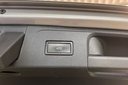 harmaa Volkswagen Passat 2016 kuva 25.