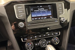 harmaa Volkswagen Passat 2016 kuva 19.