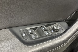 harmaa Volkswagen Passat 2016 kuva 23.