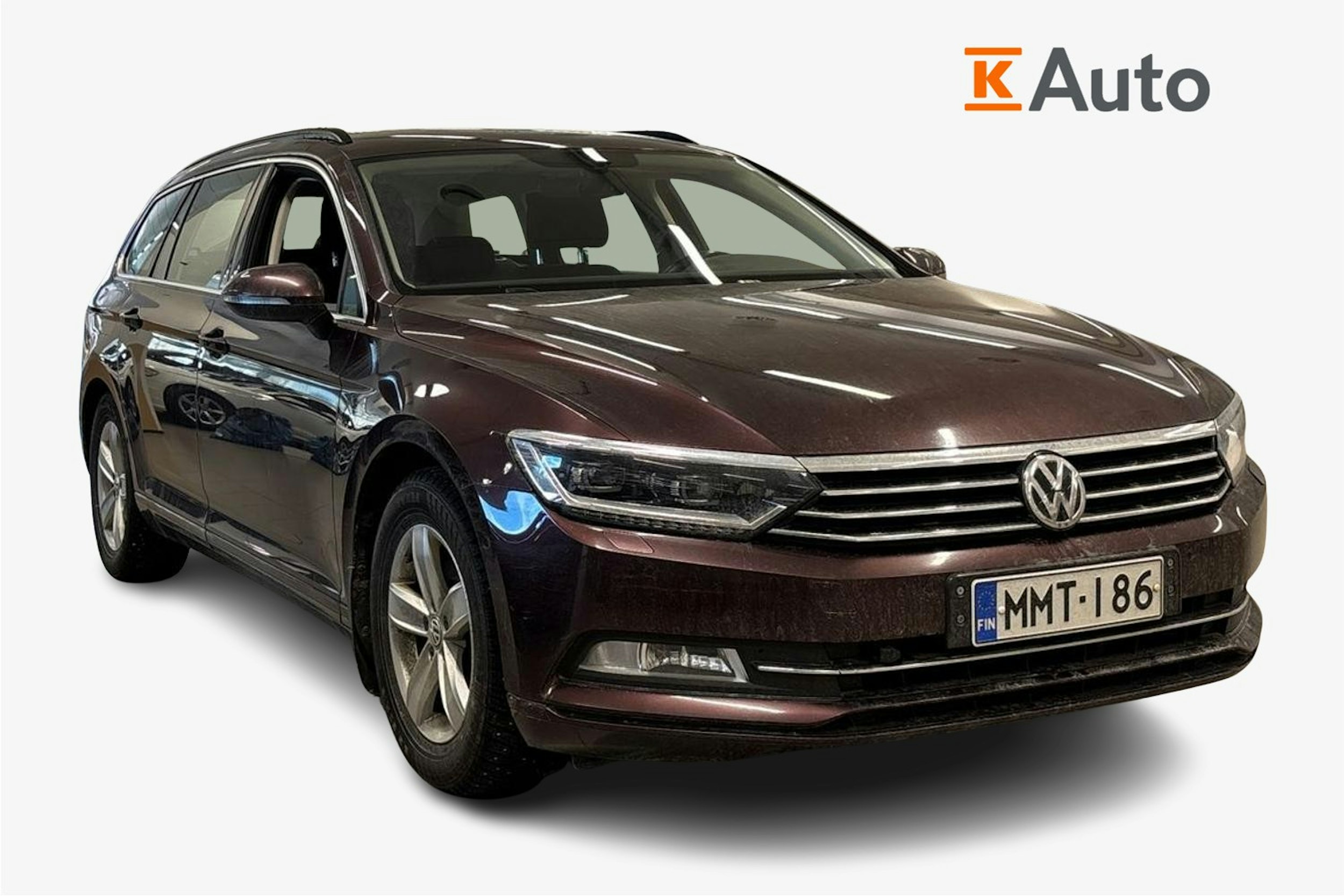 punainen Volkswagen Passat 2016 kuva 1.