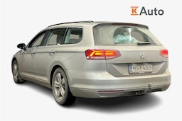 harmaa Volkswagen Passat 2016 kuva 2.