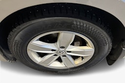 Harmaa Volkswagen PASSAT 2016 kuva 11.