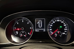 Harmaa Volkswagen PASSAT 2016 kuva 16.