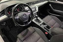 valkoinen Volkswagen Passat 2016 kuva 7.
