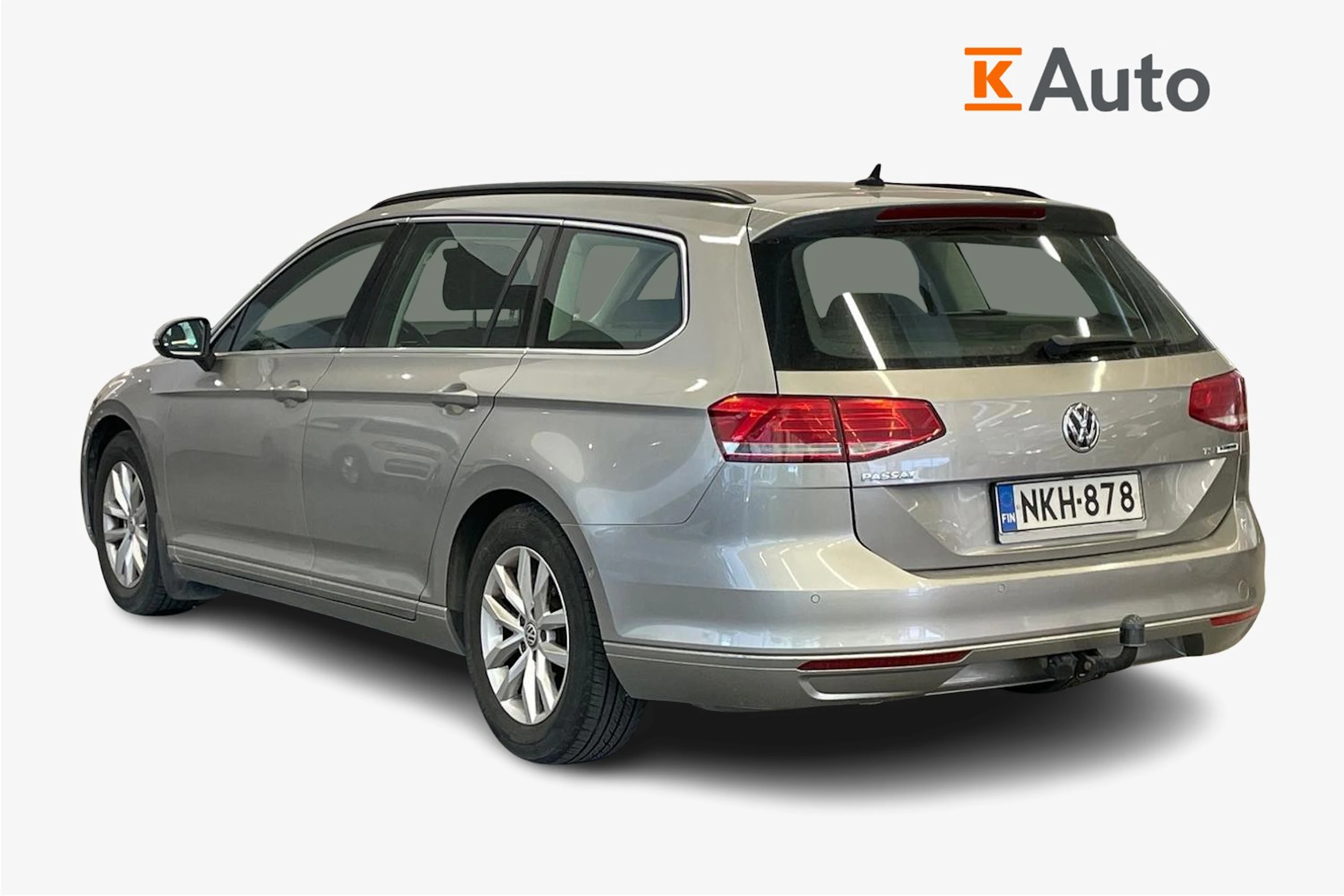 Harmaa Volkswagen PASSAT 2016 kuva 2.