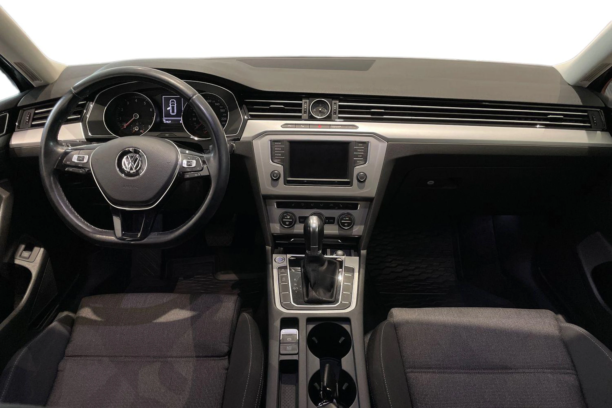 Harmaa Volkswagen PASSAT 2016 kuva 9.