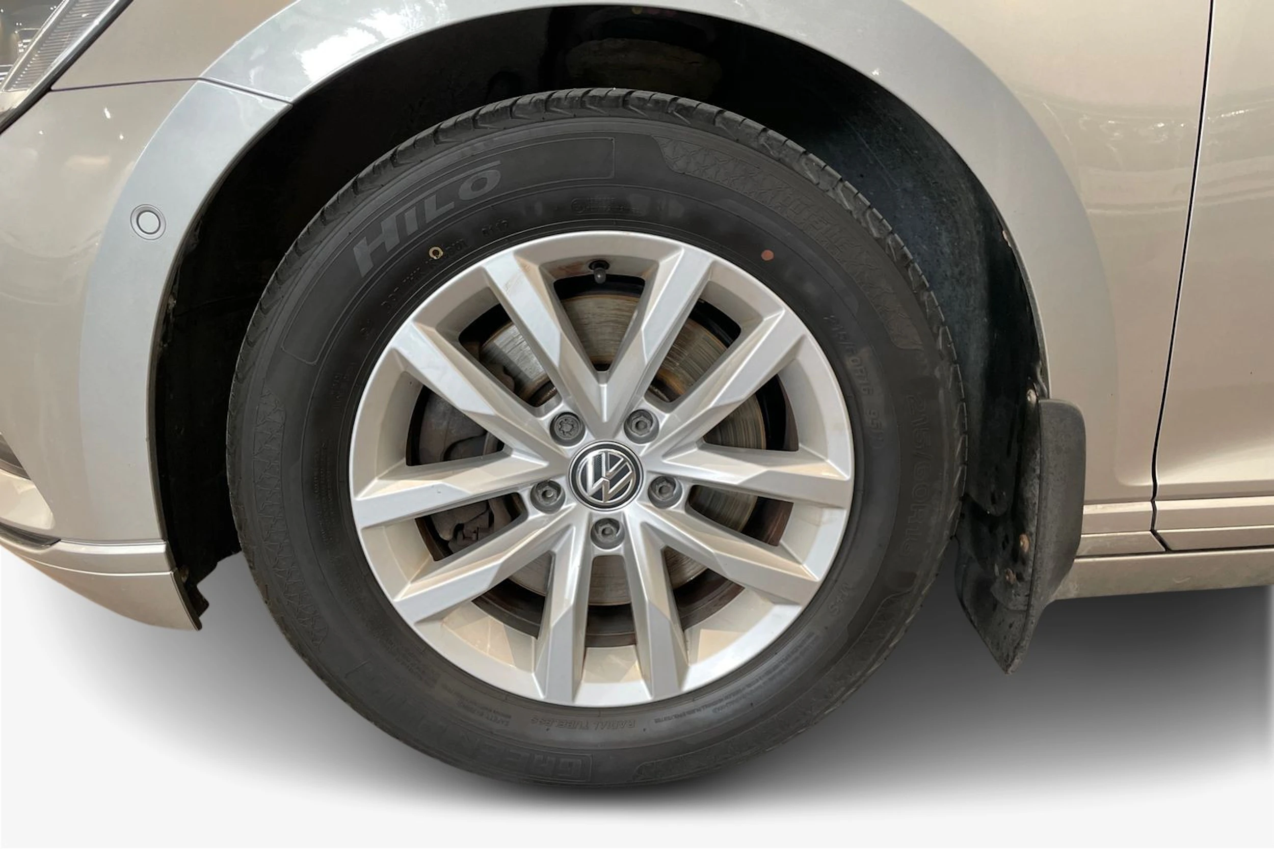 Harmaa Volkswagen PASSAT 2016 kuva 12.