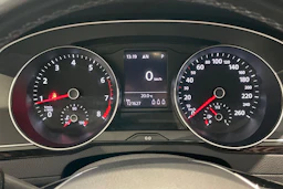 Harmaa Volkswagen PASSAT 2016 kuva 18.