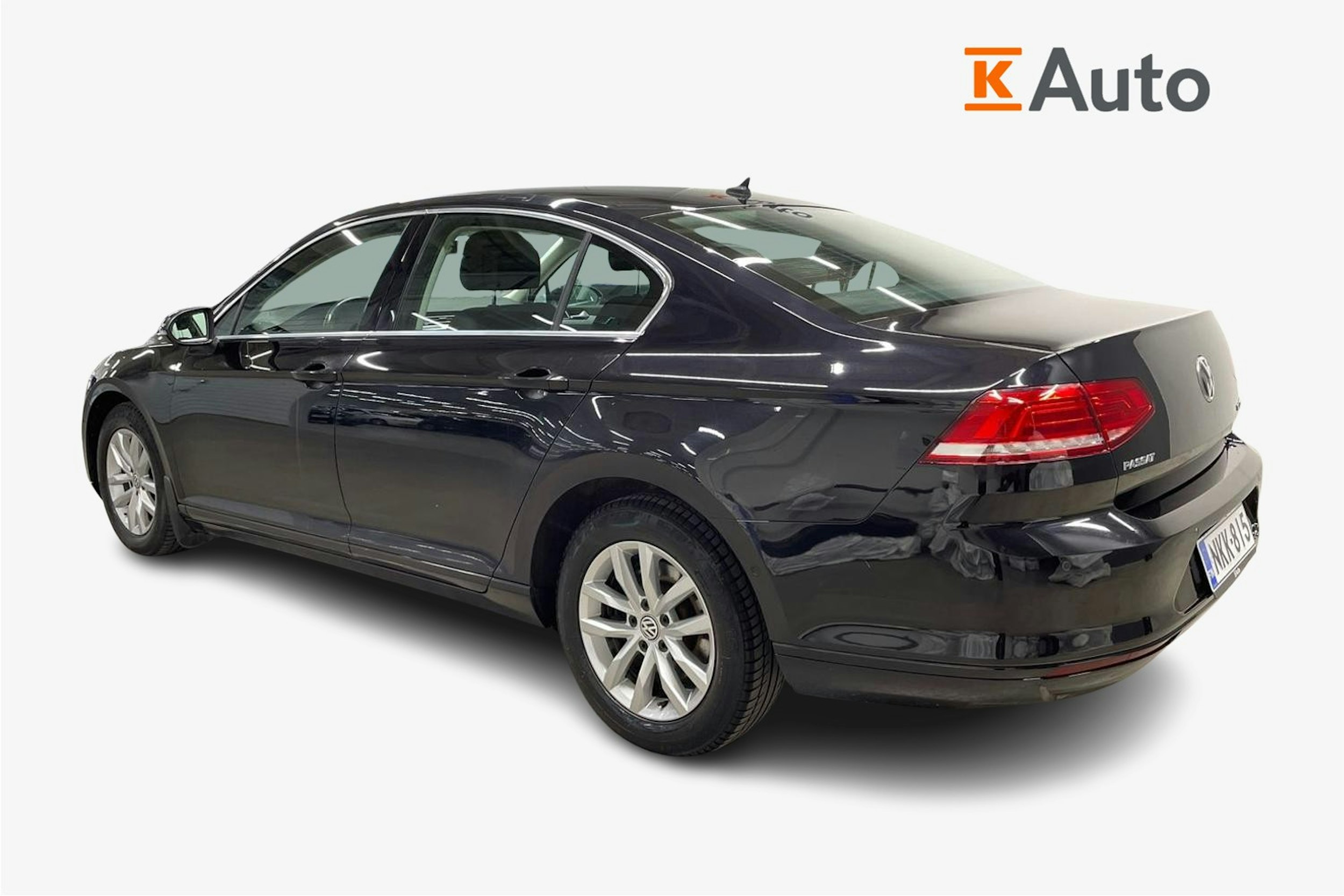 Musta Volkswagen PASSAT 2016 kuva 2.
