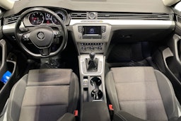 Musta Volkswagen PASSAT 2016 kuva 9.