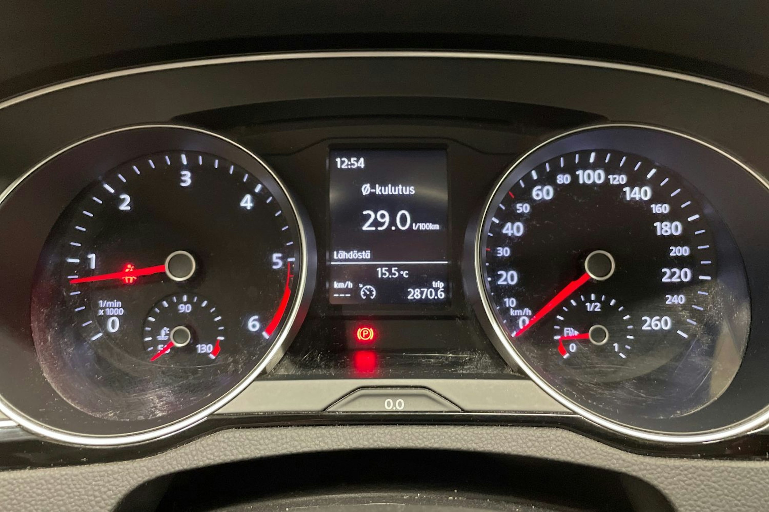 Musta Volkswagen PASSAT 2016 kuva 15.