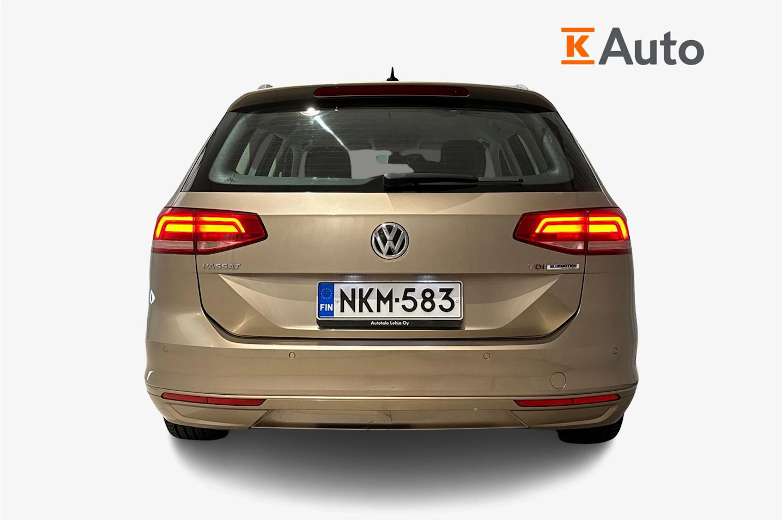 met. keltainen Volkswagen Passat 2016 kuva 3.