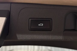 met. keltainen Volkswagen Passat 2016 kuva 13.